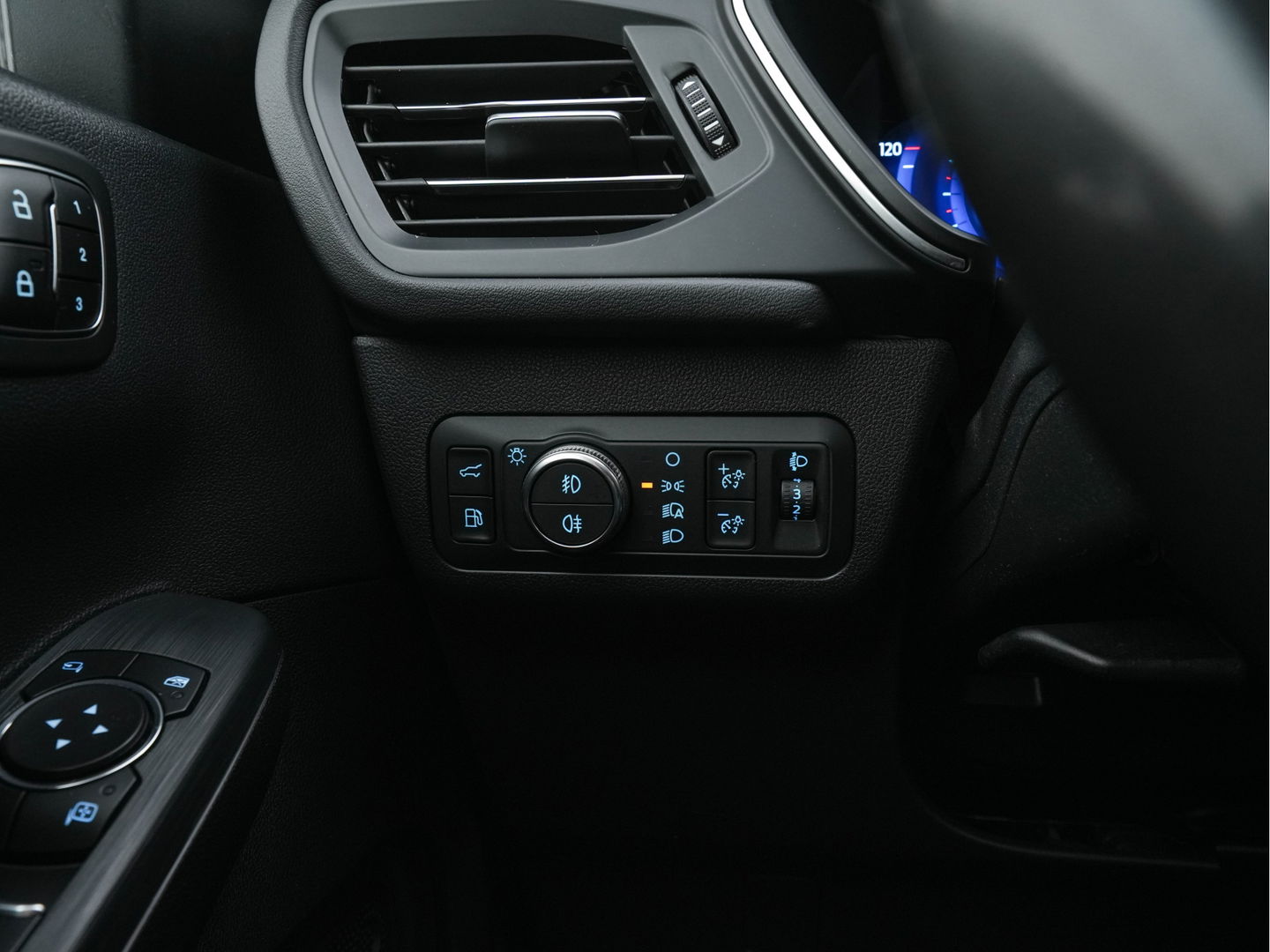 Ford Kuga 2.5 PHEV Vignale (Plug-In) (INCL-BTW) Aut. *LUXURY-LEATHER | DIGI-COCKPIT | FULL-LED | KEYLESS | DAB | CARPLAY | NAVI-FULLMAP | MEMORY-PACK | HEATED-COMFORTSEATS | 18''ALU*