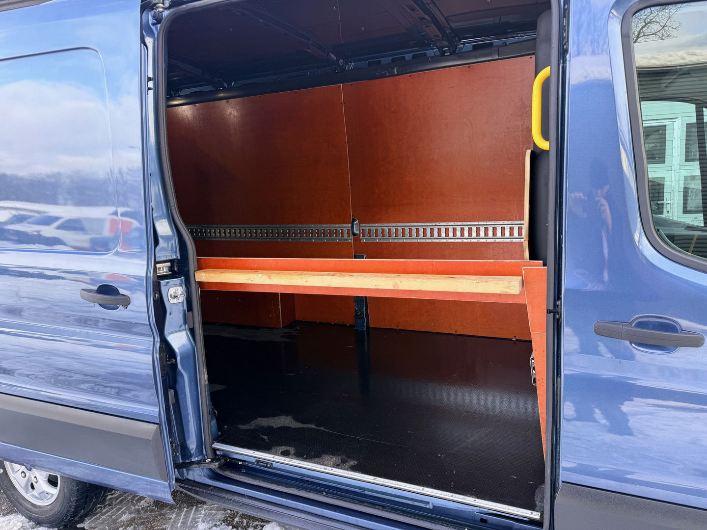 Ford Transit 350 2.0 TDCI 185pk Automaat Euro 6 L3H2 Limited - Rijplaat