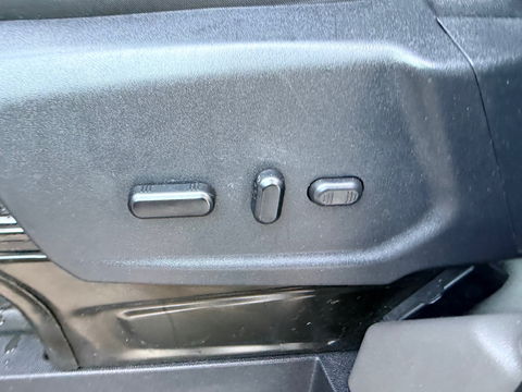 Ford Transit 350 2.0 TDCI 185pk Automaat Euro 6 L3H2 Limited - Rijplaat