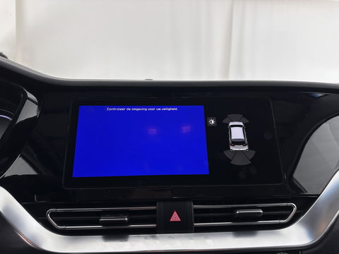 Kia e-Niro ExecutiveLine 64 kWh [ 3-Fase ] {SOH-100%} (INCL-BTW)  Aut.*LEATHER | FULL-LED | NAVI-FULLMAP | ADAPTIVE-CRUISE | CAMERA | MEMORY-PACK | LANE-ASSIST | KEYLESS | DIGI-COCKPIT | PRIVACY-GLASS | 17"ALU*