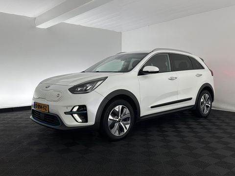 Kia e-Niro ExecutiveLine 64 kWh [ 3-Fase ] {SOH-100%} (INCL-BTW)  Aut.*LEATHER | FULL-LED | NAVI-FULLMAP | ADAPTIVE-CRUISE | CAMERA | MEMORY-PACK | LANE-ASSIST | KEYLESS | DIGI-COCKPIT | PRIVACY-GLASS | 17"ALU*