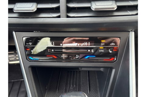 Volkswagen Polo 1.0 TSI AUTOMAAT 115PK GOAL EDITION NAVI PDC ADAPCRUISE.
