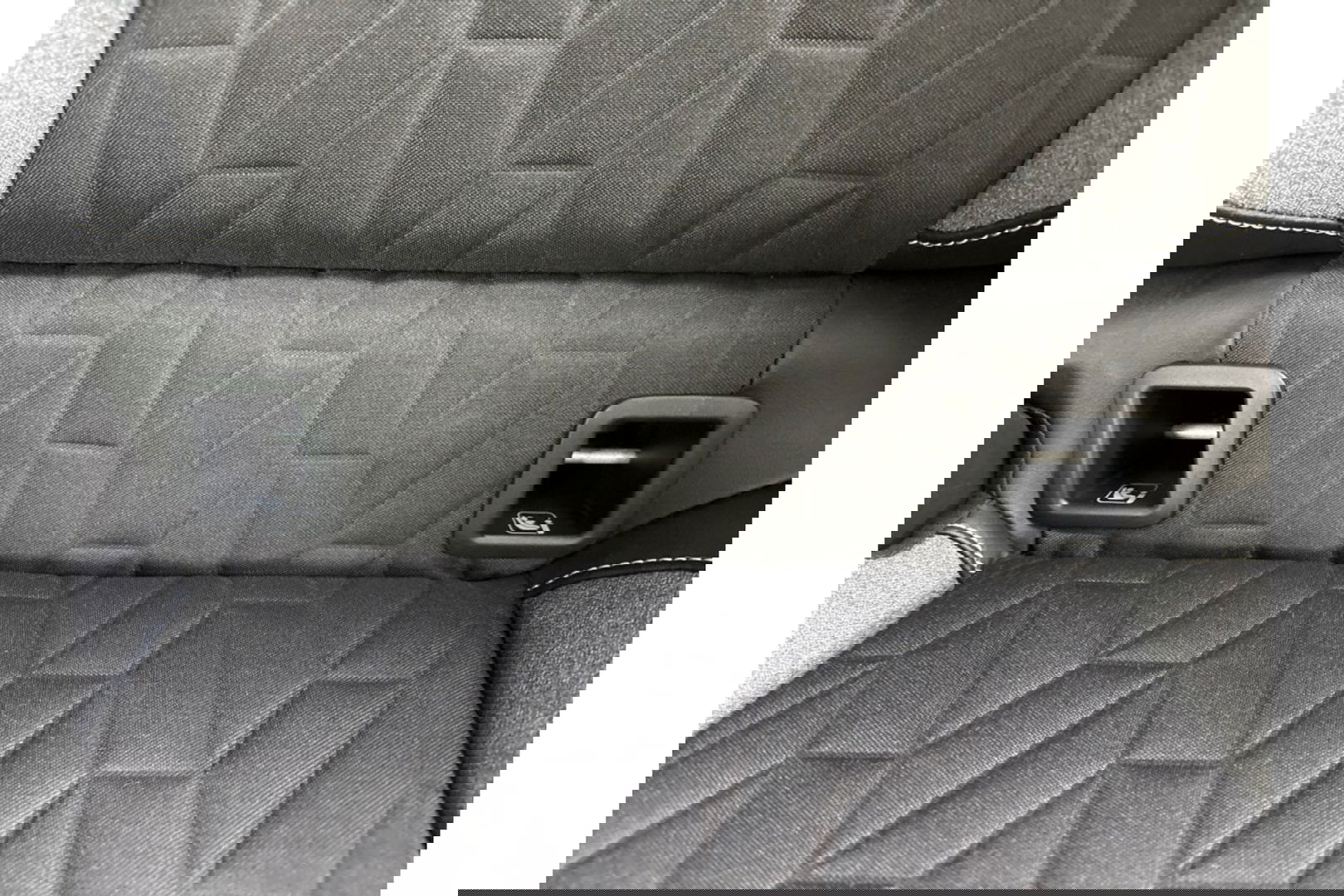 Volkswagen Polo 1.0 TSI AUTOMAAT 115PK GOAL EDITION NAVI PDC ADAPCRUISE.