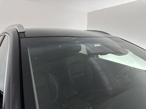 Kia e-Niro ExecutiveLine 64 kWh [ 3-Fase ] {SOH-100%} (INCL.BTW) Aut.*LEATHER | FULL-LED | NAVI-FULLMAP | ADAPTIVE-CRUISE | CAMERA | MEMORY-PACK | LANE-ASSIST | KEYLESS | DIGI-COCKPIT | PRIVACY-GLASS | 17"ALU*