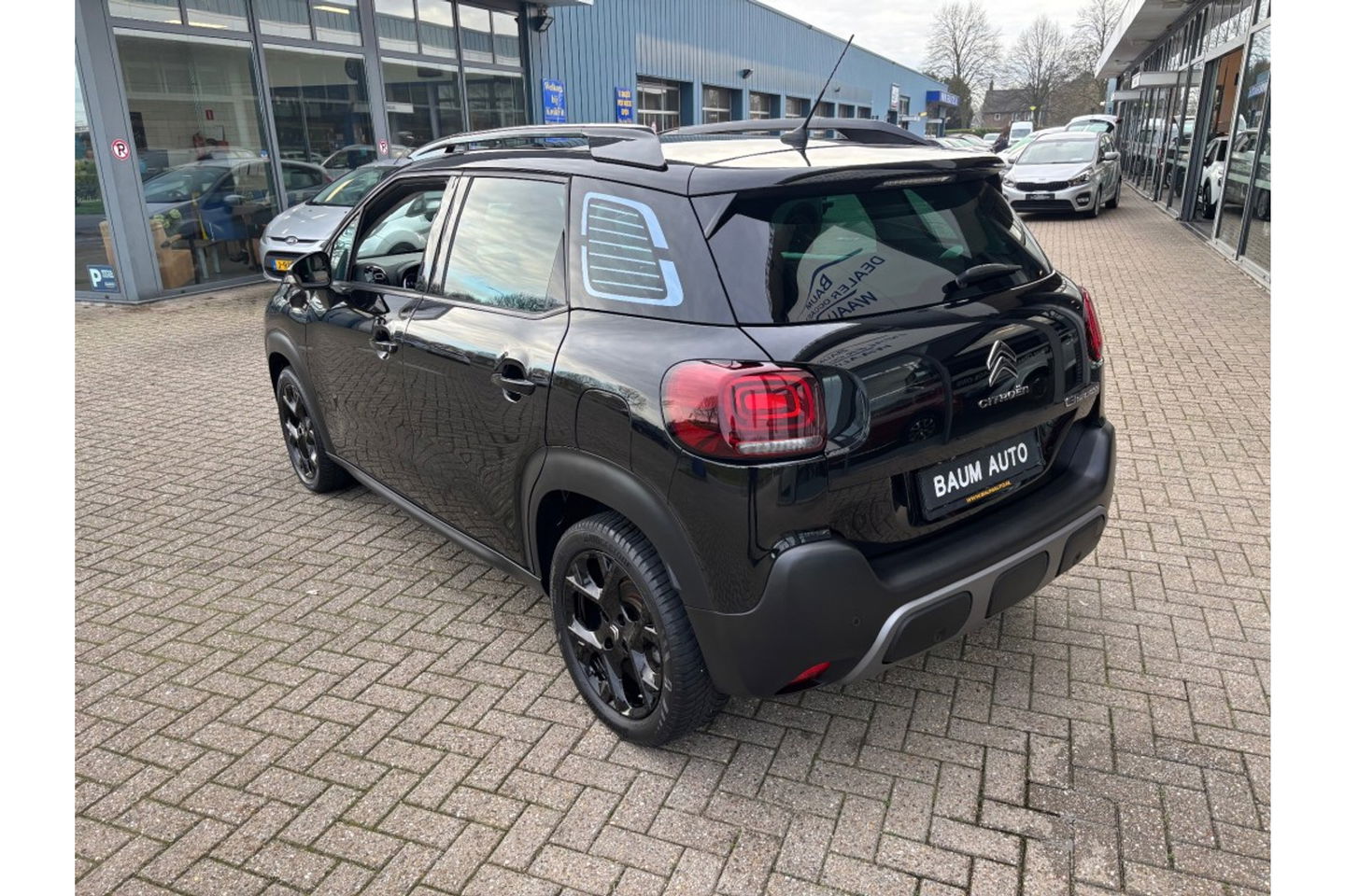 Citroën C3 Aircross 1.2 PT S&S SHINE AUTOMAAT NAVI PDC CRUISECONTROL.