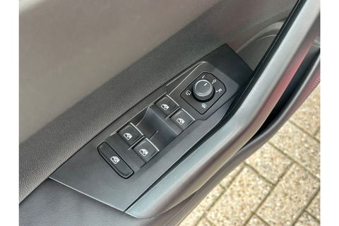 Volkswagen Taigo 1.0 TSI GOAL EDITION AIRCO NAVI PDC STOELVW.