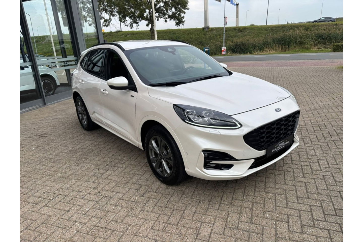 Ford Kuga 2.5 PHEV 225PK ST-LINE NORDIC AIRCO NAVI PDC-CAMERA.