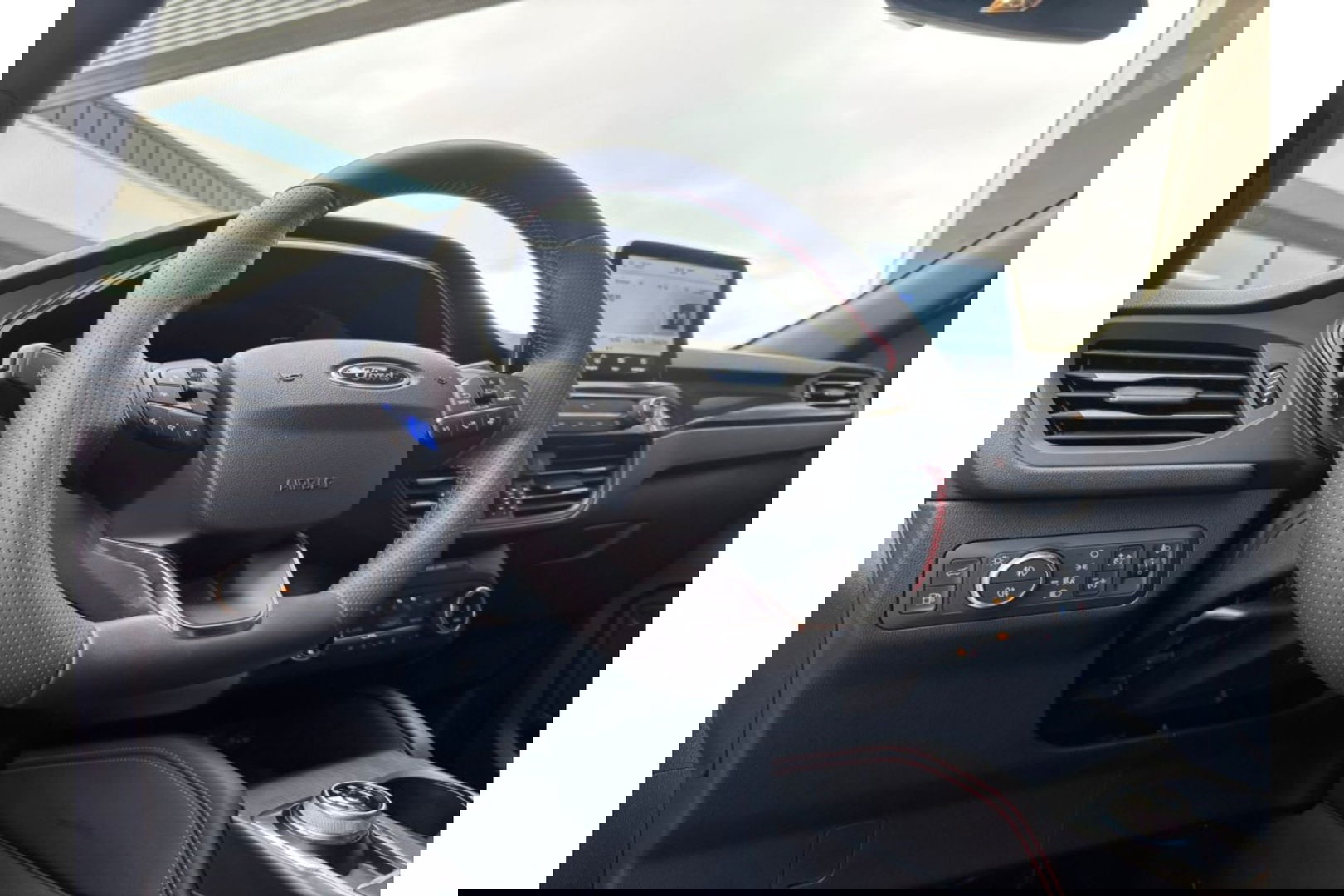 Ford Kuga 2.5 PHEV 225PK ST-LINE NORDIC AIRCO NAVI PDC-CAMERA.