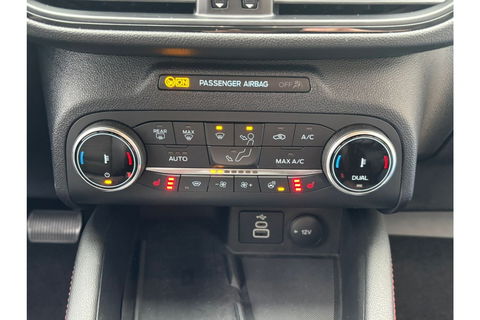 Ford Kuga 2.5 PHEV 225PK ST-LINE NORDIC AIRCO NAVI PDC-CAMERA.