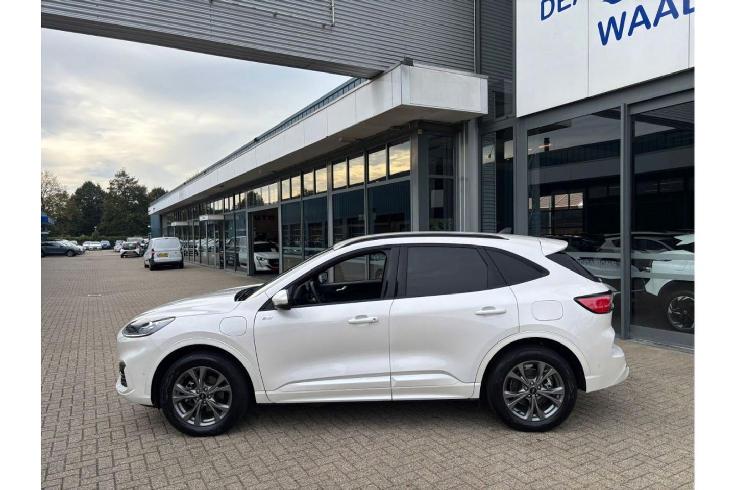 Ford Kuga 2.5 PHEV 225PK ST-LINE NORDIC AIRCO NAVI PDC-CAMERA.