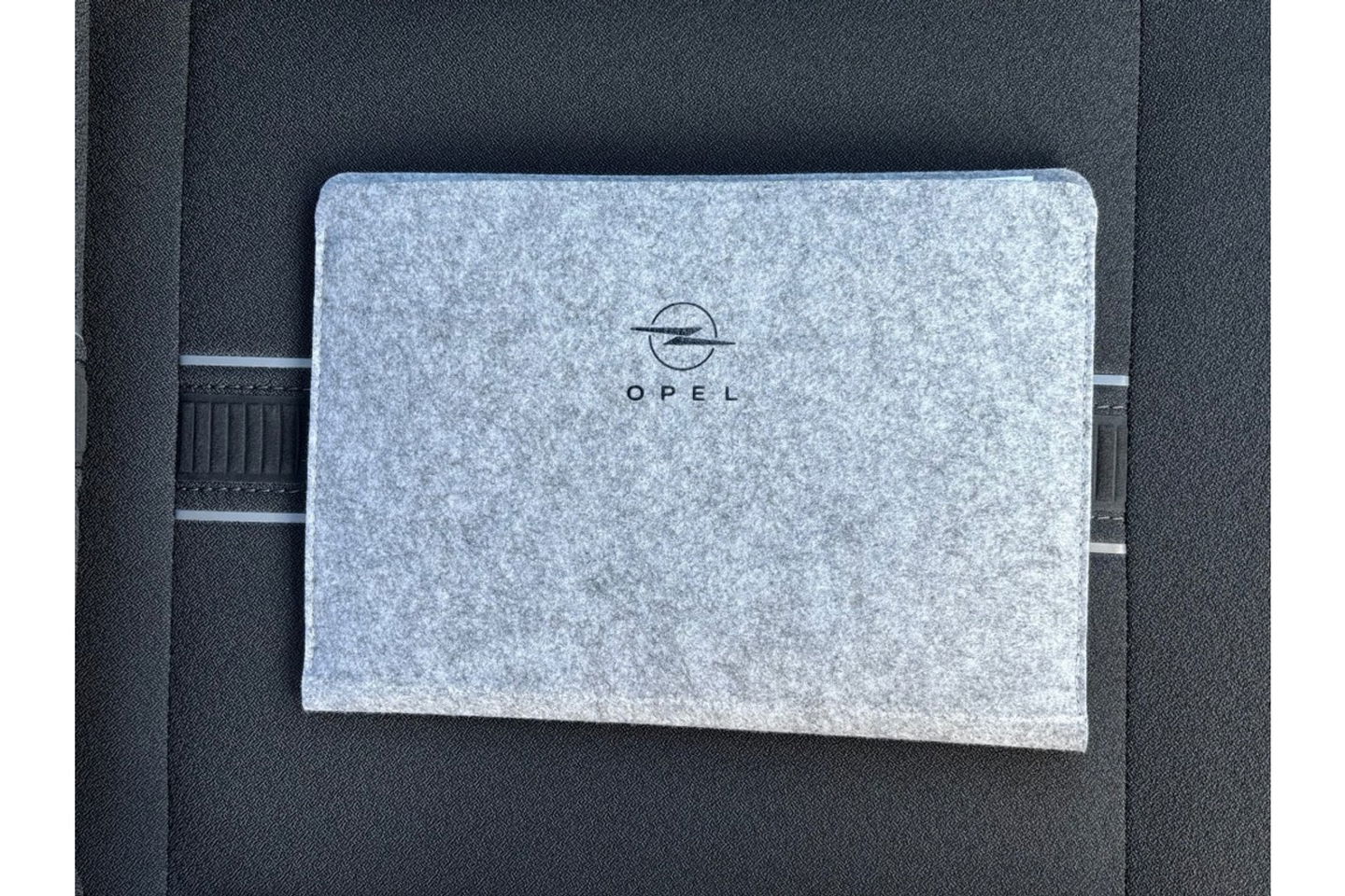 Opel Astra 1.2 TURBO GS AUTOMAAT BLACKLINE PANORAMADAK CAMERA360.