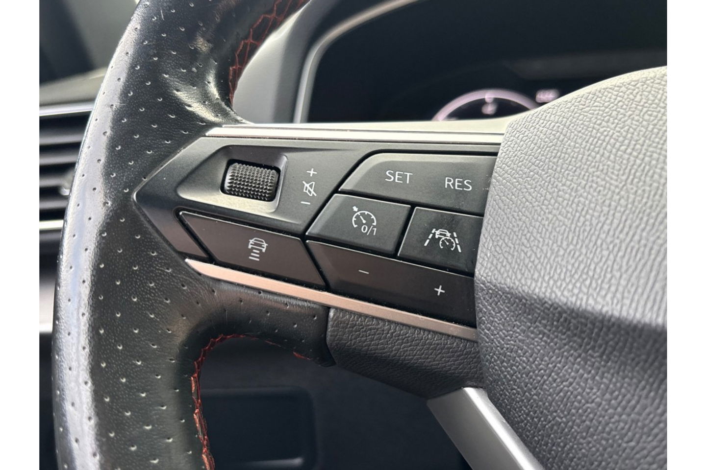 SEAT Tarraco 1.4 TSI EHY. PHEV FR 245PK NAVI LEER PDC-CAMERA WINTERPACK.