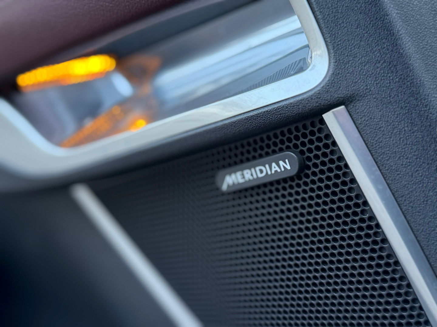 Jaguar E-Pace 1.5 P300e AWD R-Dynamic HSE Pano|Memory|Meridian|Carplay|310PK|Camera