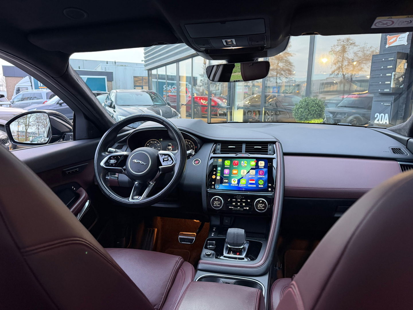 Jaguar E-Pace 1.5 P300e AWD R-Dynamic HSE Pano|Memory|Meridian|Carplay|310PK|Camera