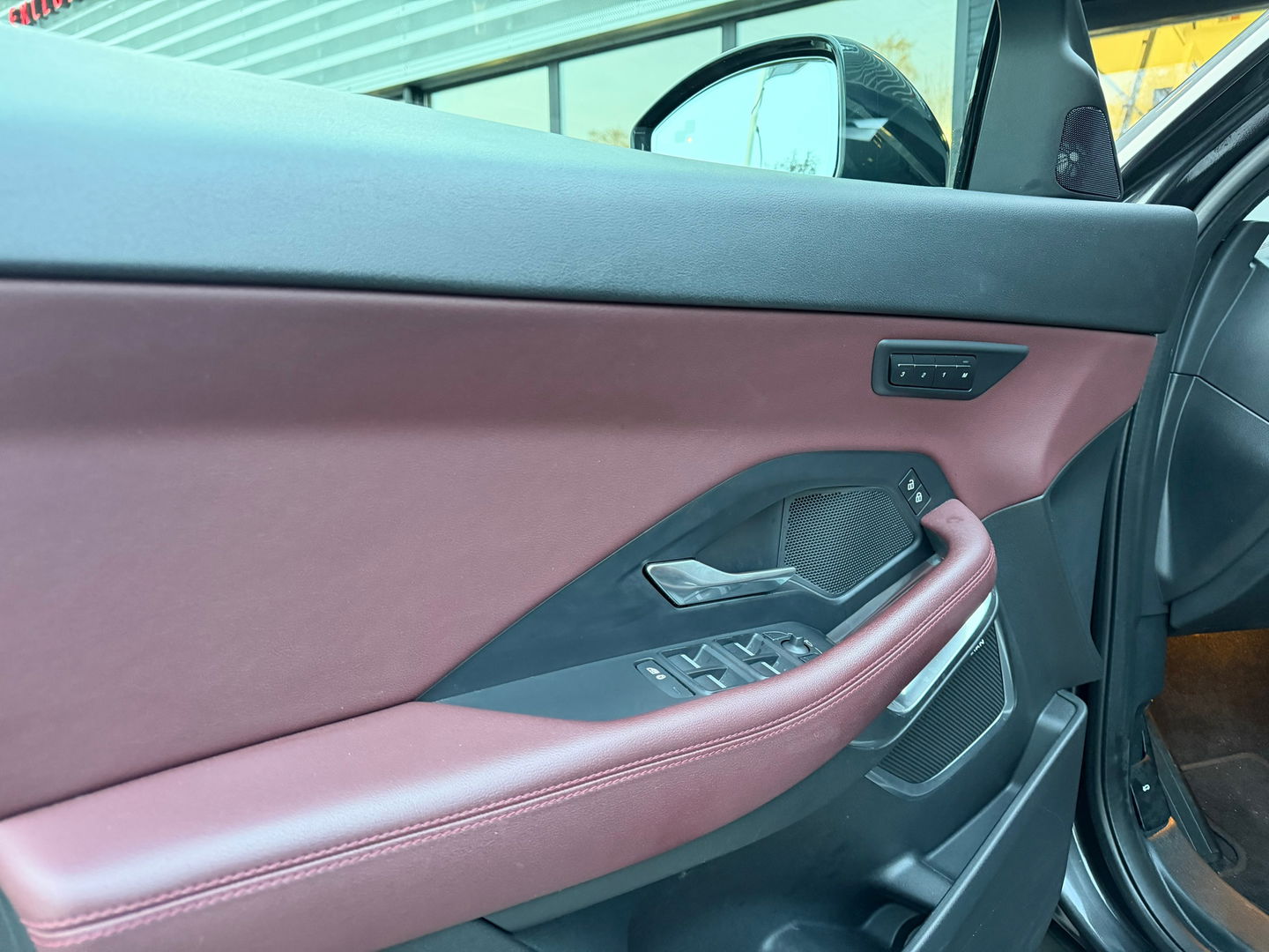 Jaguar E-Pace 1.5 P300e AWD R-Dynamic HSE Pano|Memory|Meridian|Carplay|310PK|Camera