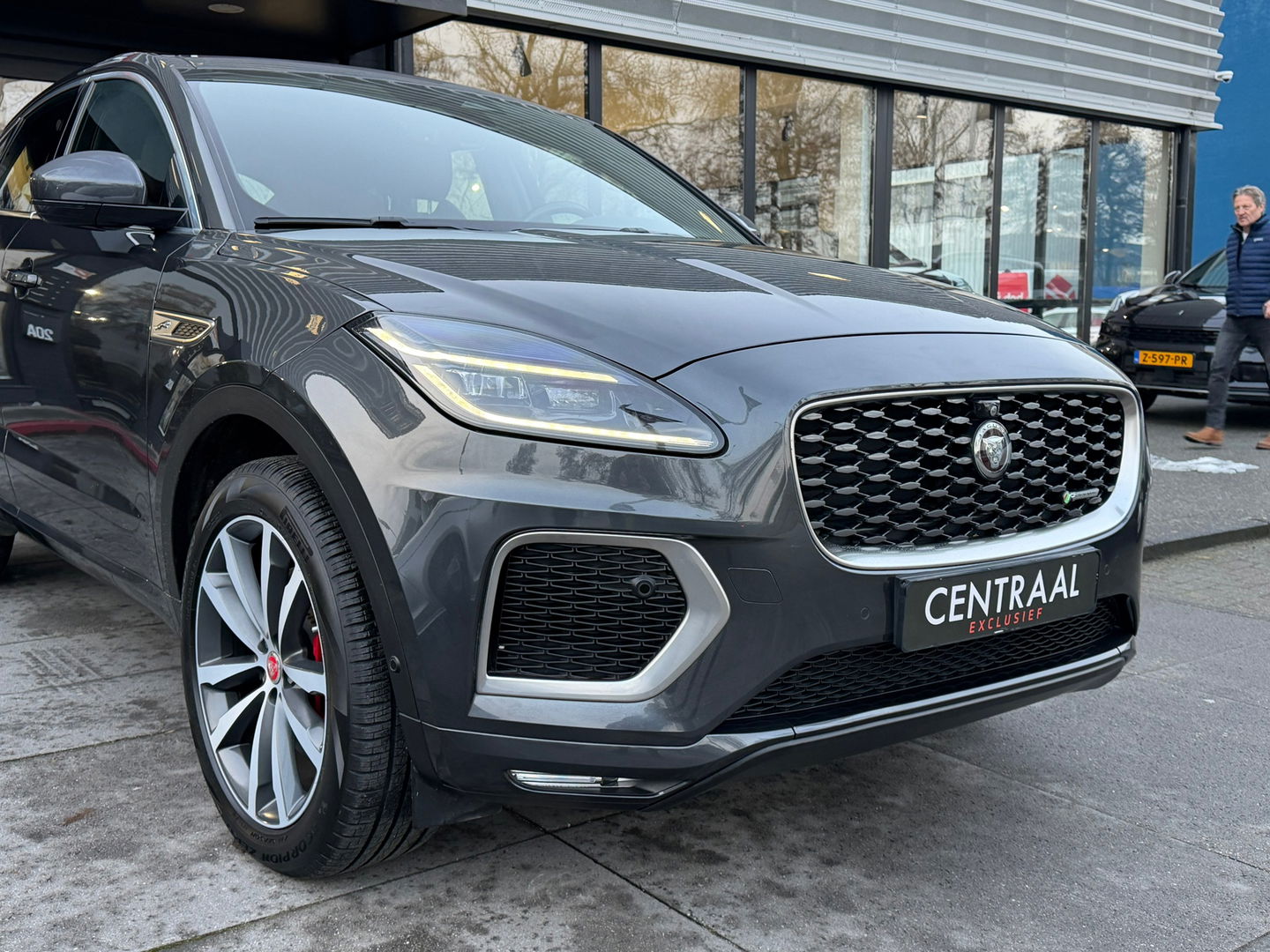 Jaguar E-Pace 1.5 P300e AWD R-Dynamic HSE Pano|Memory|Meridian|Carplay|310PK|Camera