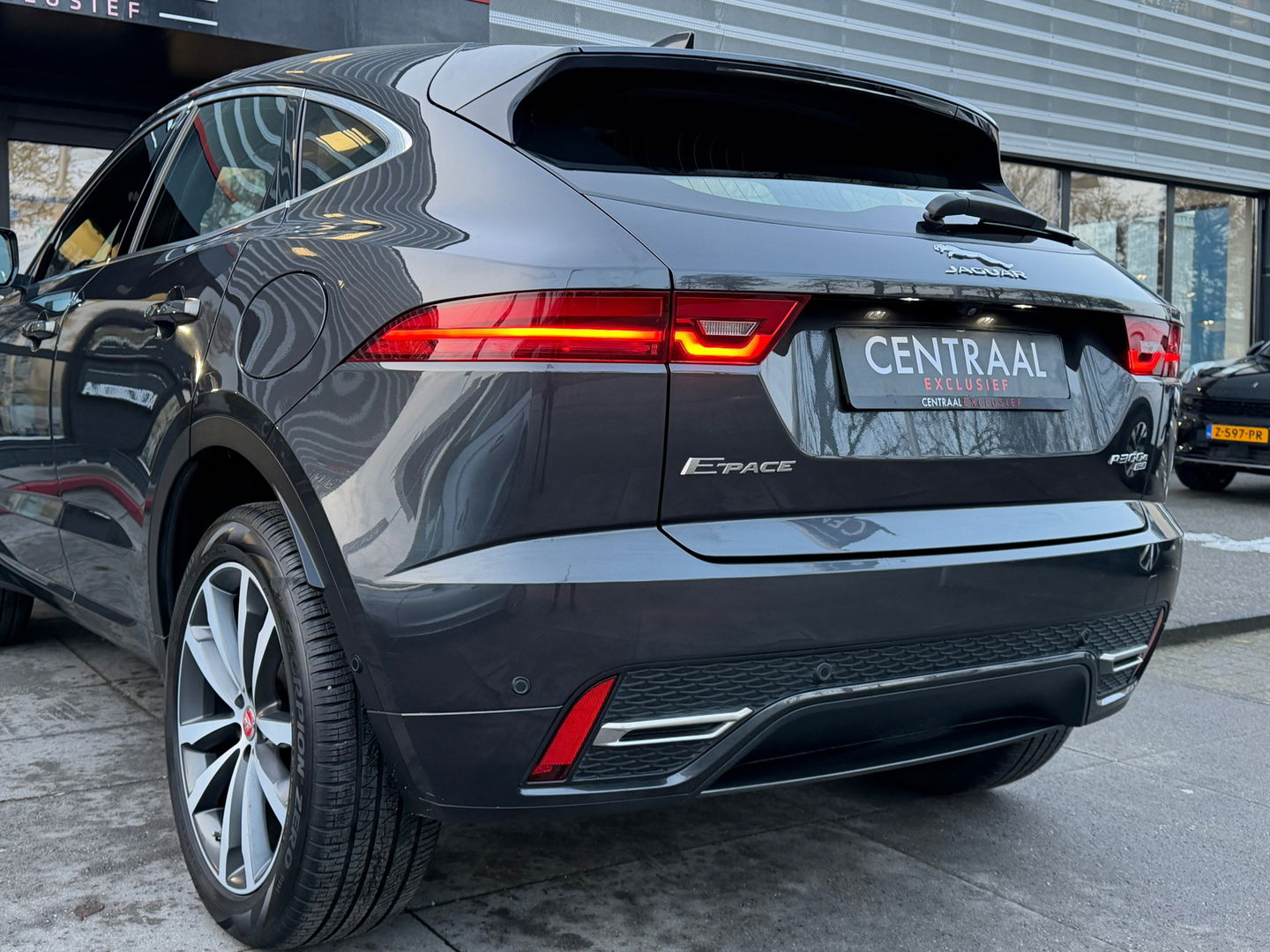 Jaguar E-Pace 1.5 P300e AWD R-Dynamic HSE Pano|Memory|Meridian|Carplay|310PK|Camera