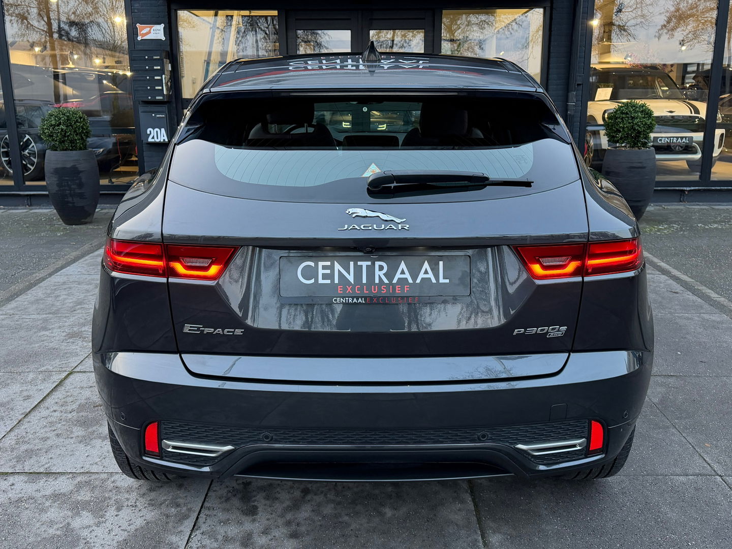 Jaguar E-Pace 1.5 P300e AWD R-Dynamic HSE Pano|Memory|Meridian|Carplay|310PK|Camera