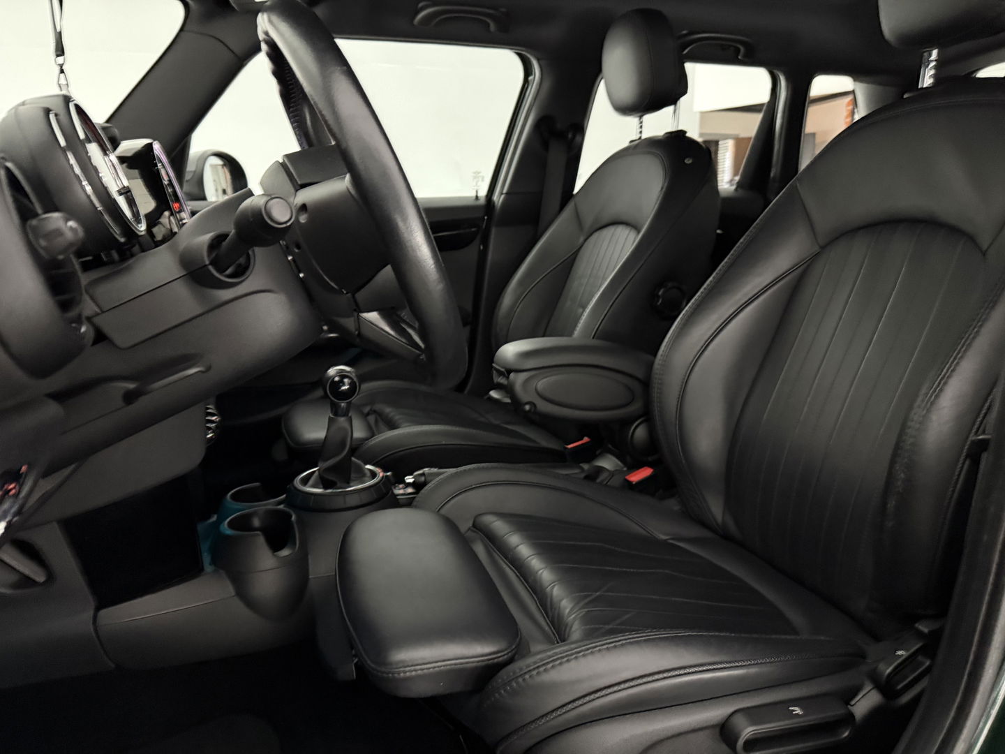 MINI Cooper 1.5 Cooper Chili Serious Business | Clima | Cruise | Navi | Parkeersens. | Keyless