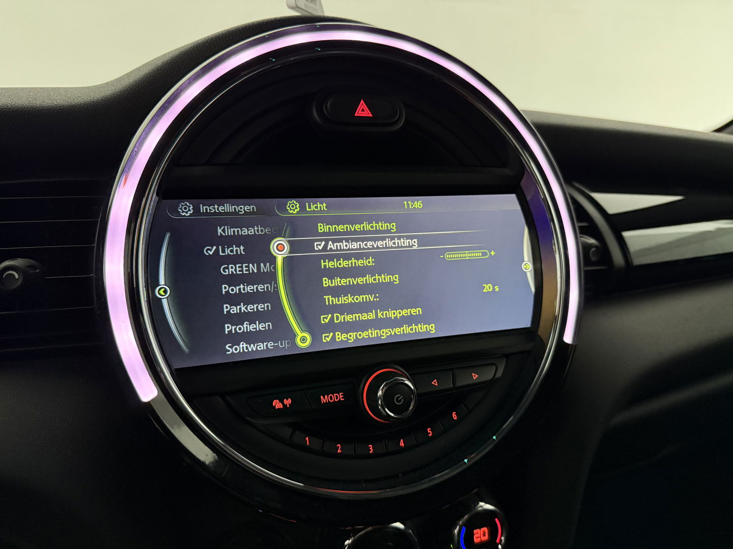 MINI Cooper 1.5 Cooper Chili Serious Business | Clima | Cruise | Navi | Parkeersens. | Keyless