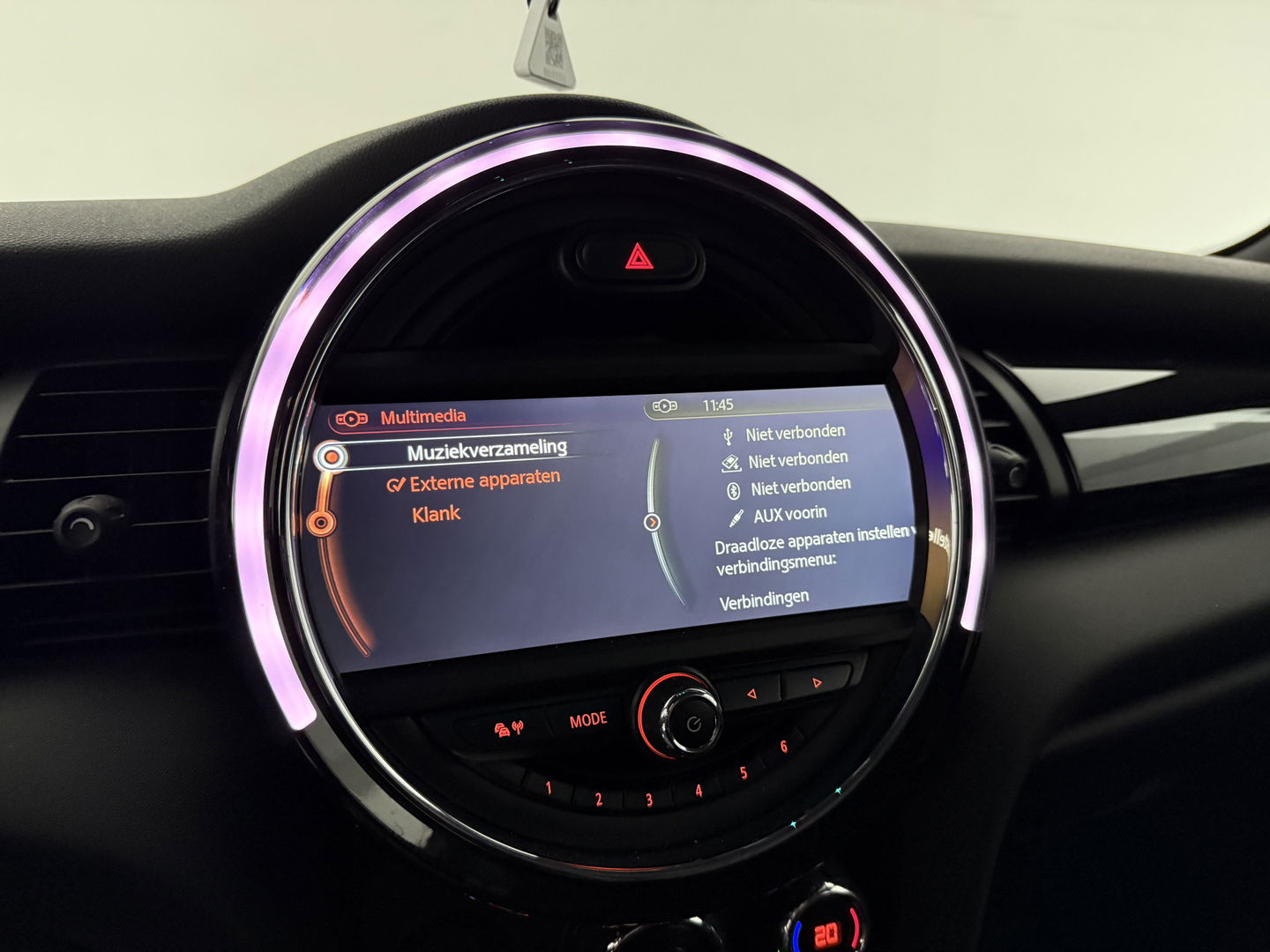 MINI Cooper 1.5 Cooper Chili Serious Business | Clima | Cruise | Navi | Parkeersens. | Keyless