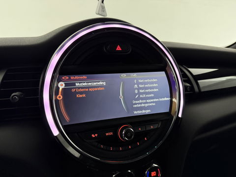 MINI Cooper 1.5 Cooper Chili Serious Business | Clima | Cruise | Navi | Parkeersens. | Keyless