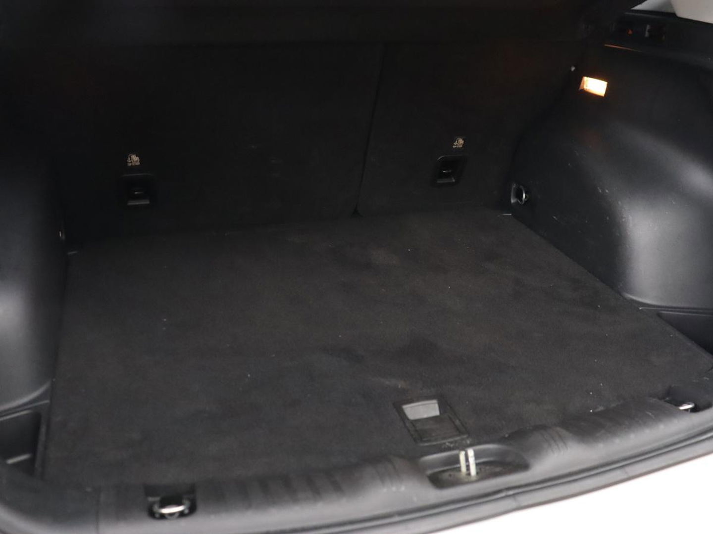 Jeep Compass 1.3T Longitude | Automaat | Trekhaak | Keyless | Carplay | Climate control | Parkeerhulp | Cruise control | DAB | Bluetooth