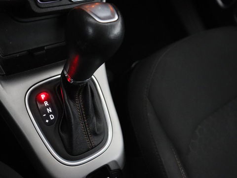 Jeep Compass 1.3T Longitude | Automaat | Trekhaak | Keyless | Carplay | Climate control | Parkeerhulp | Cruise control | DAB | Bluetooth