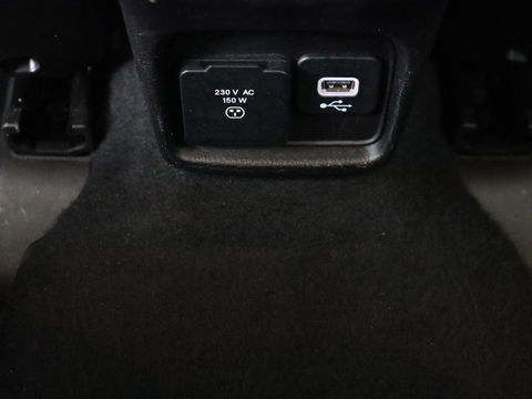 Jeep Compass 1.3T Longitude | Automaat | Trekhaak | Keyless | Carplay | Climate control | Parkeerhulp | Cruise control | DAB | Bluetooth