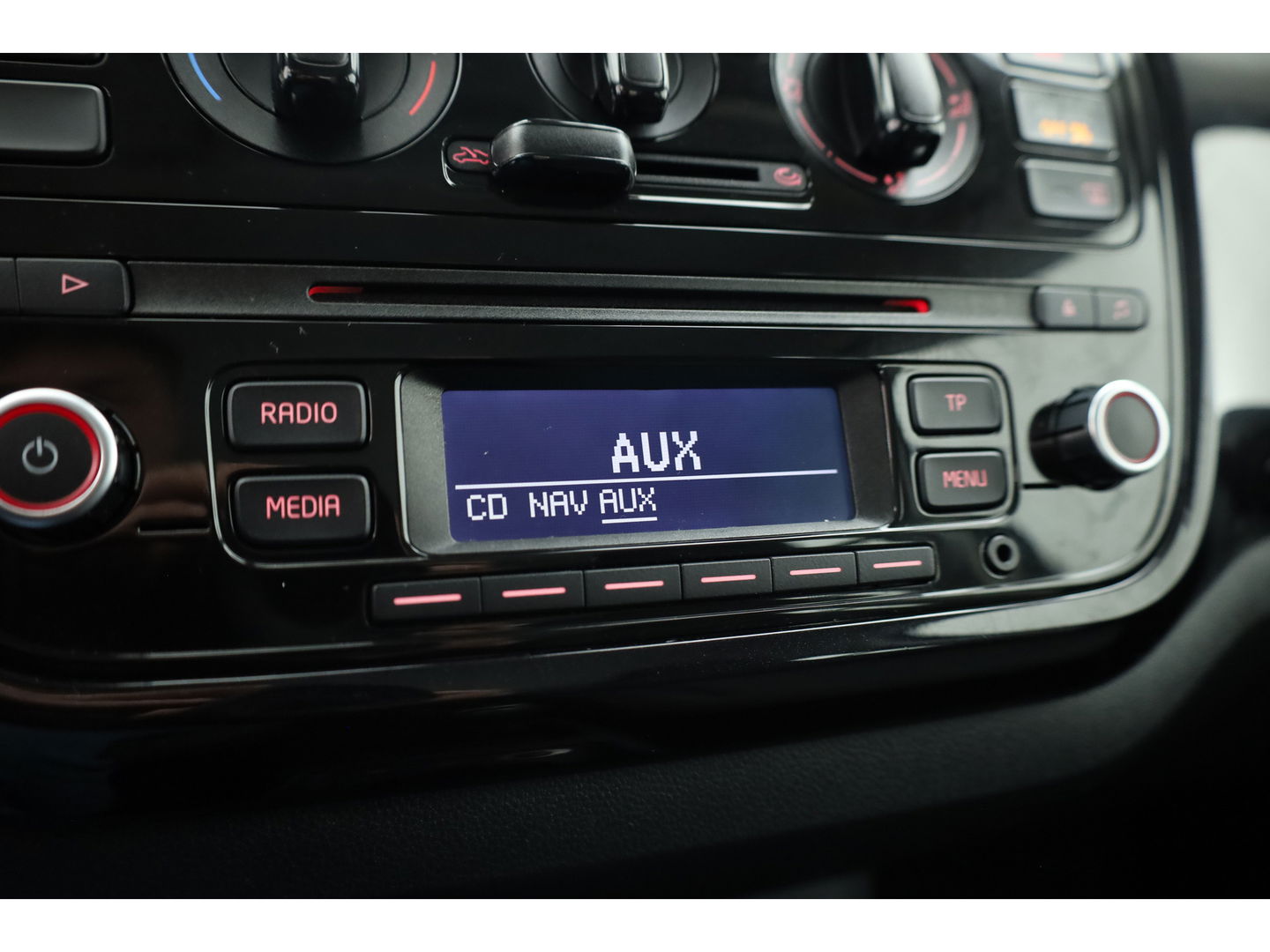 Volkswagen up! 1.0 move up! BlueMotion | Navigatie | Bluetooth | Airco | All Seasons