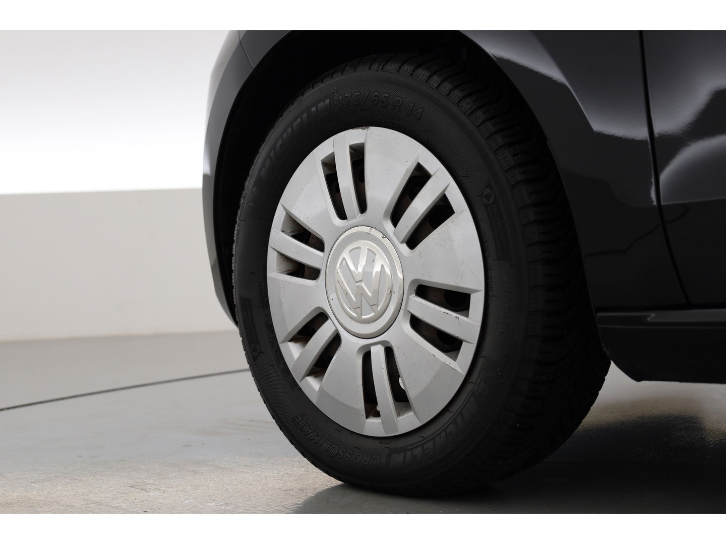 Volkswagen up! 1.0 move up! BlueMotion | Navigatie | Bluetooth | Airco | All Seasons