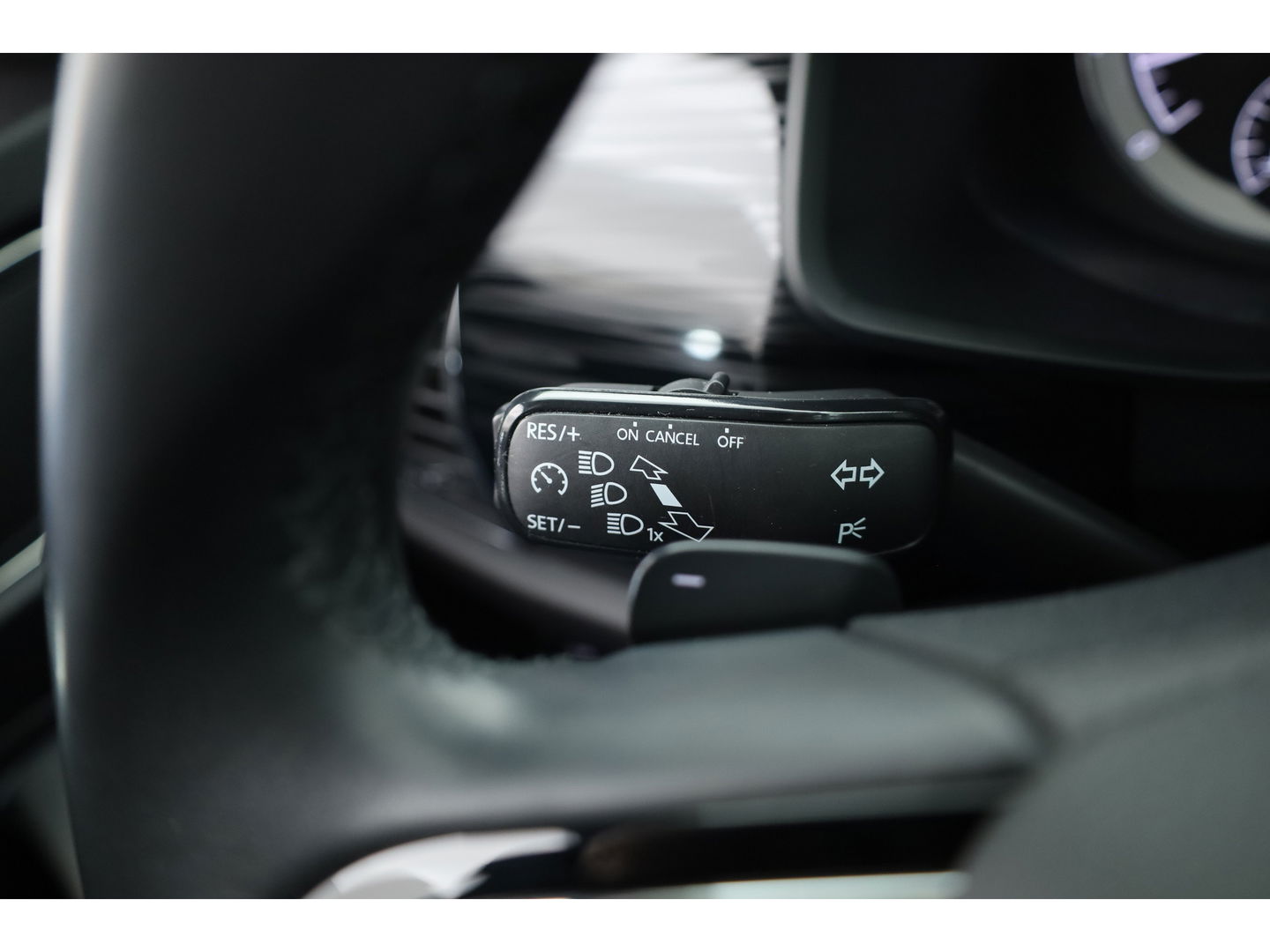 Škoda Kodiaq 1.5 TSI Style Business 7p. DSG | Pano | Camera | Trekhaak | Apple CarPlay | Dodehoekdet. | Stoelverw. | Keyless | Navi