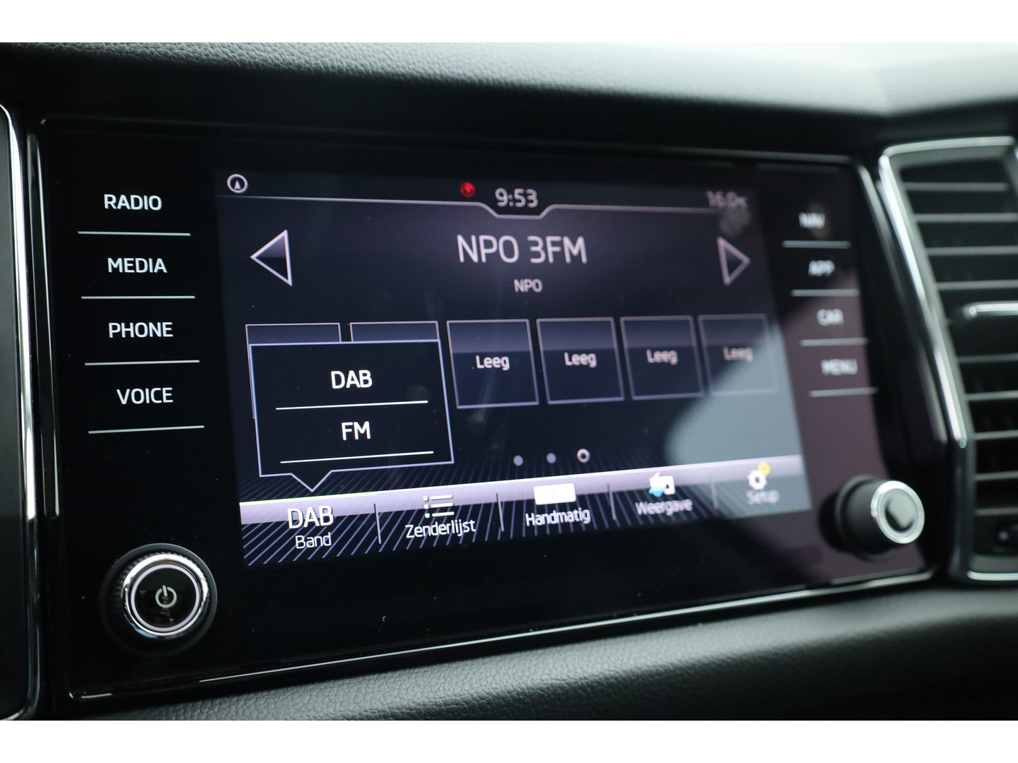 Škoda Kodiaq 1.5 TSI Style Business 7p. DSG | Pano | Camera | Trekhaak | Apple CarPlay | Dodehoekdet. | Stoelverw. | Keyless | Navi