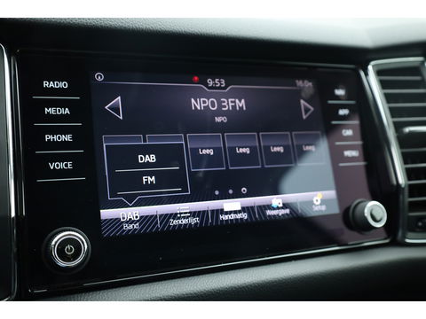 Škoda Kodiaq 1.5 TSI Style Business 7p. DSG | Pano | Camera | Trekhaak | Apple CarPlay | Dodehoekdet. | Stoelverw. | Keyless | Navi