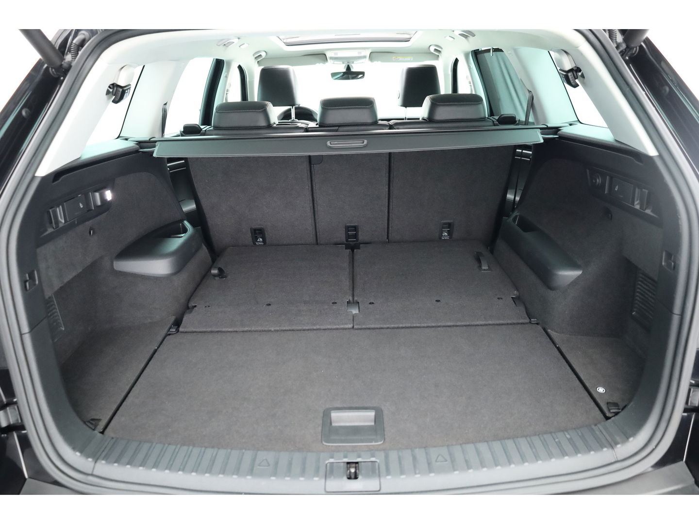 Škoda Kodiaq 1.5 TSI Style Business 7p. DSG | Pano | Camera | Trekhaak | Apple CarPlay | Dodehoekdet. | Stoelverw. | Keyless | Navi