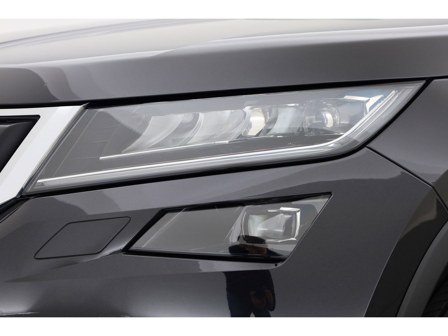 Škoda Kodiaq 1.5 TSI Style Business 7p. DSG | Pano | Camera | Trekhaak | Apple CarPlay | Dodehoekdet. | Stoelverw. | Keyless | Navi
