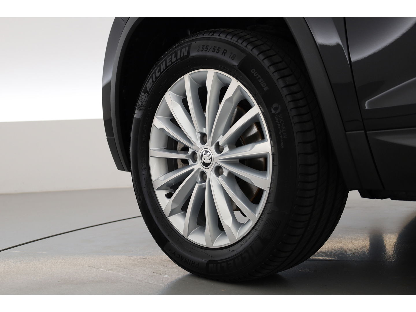 Škoda Kodiaq 1.5 TSI Style Business 7p. DSG | Pano | Camera | Trekhaak | Apple CarPlay | Dodehoekdet. | Stoelverw. | Keyless | Navi