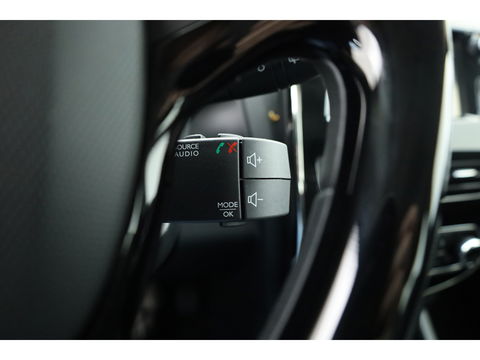 Renault Clio Estate 0.9 TCe | Navi | Cruise Control | PDC+A | Airco | Bluetooth | 16''