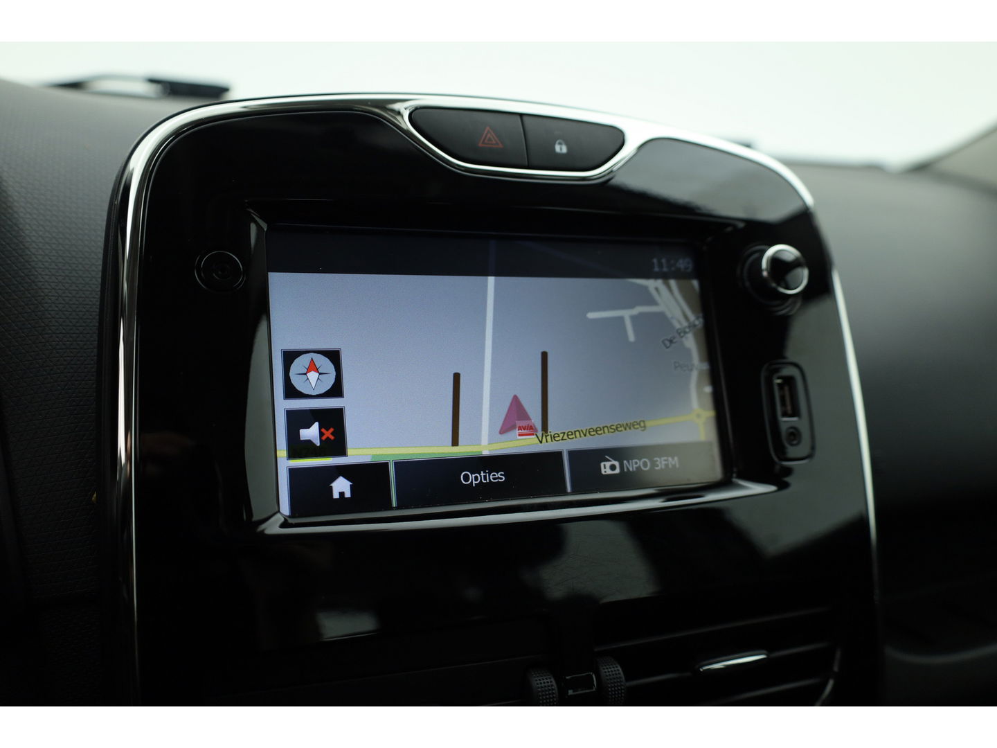 Renault Clio Estate 0.9 TCe | Navi | Cruise Control | PDC+A | Airco | Bluetooth | 16''