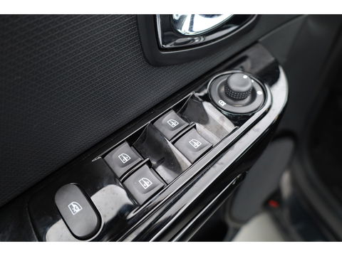 Renault Clio Estate 0.9 TCe | Navi | Cruise Control | PDC+A | Airco | Bluetooth | 16''