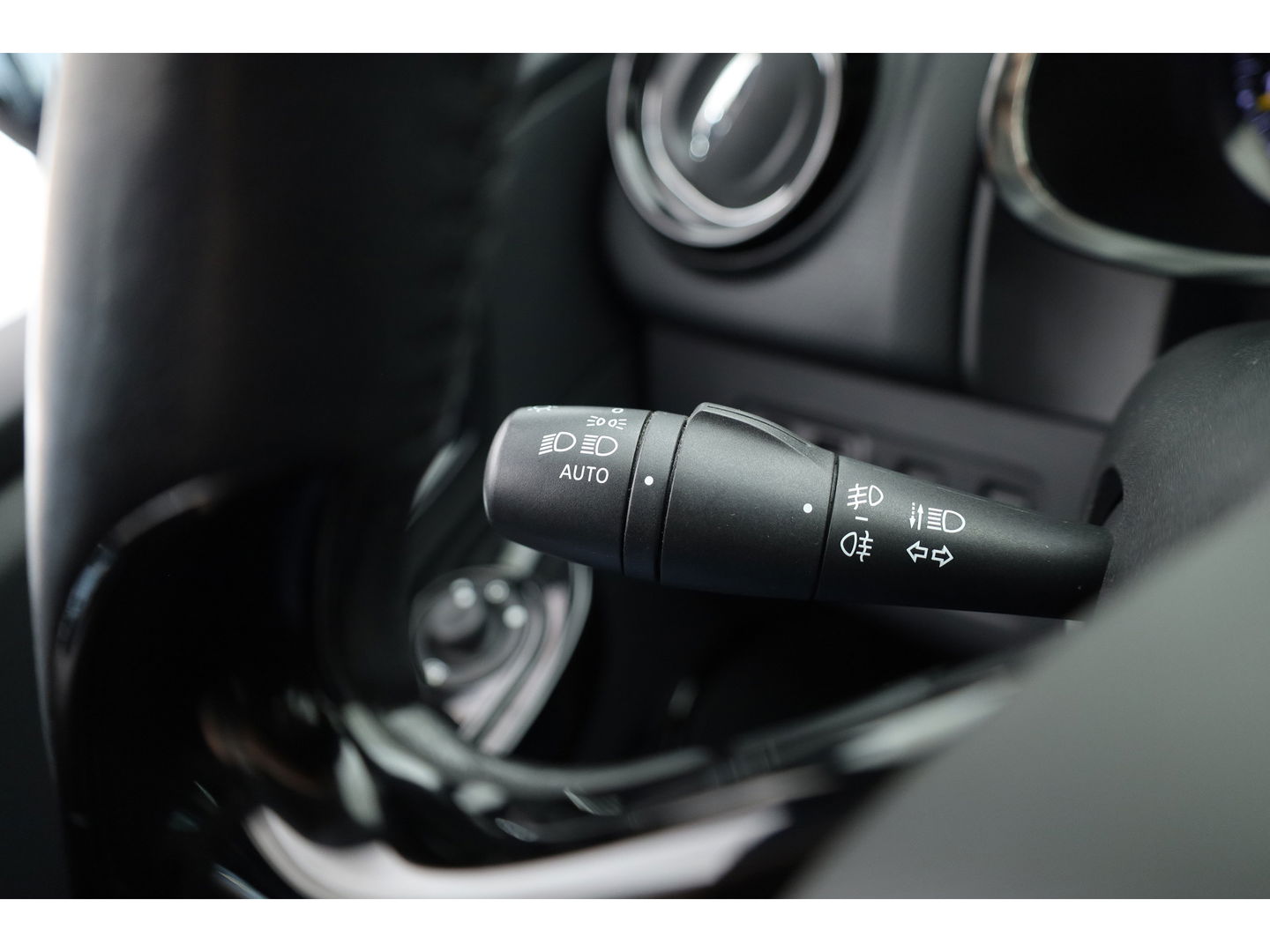 Renault Clio Estate 0.9 TCe | Navi | Cruise Control | PDC+A | Airco | Bluetooth | 16''