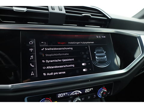Audi Q3 Sportback 35 TFSI S Line | Pano | Bang & Olufsen | Standkachel | Camera | Adapt. Cruise | Elek. Trekhaak | Stoelverw. | Dodehoekdet. |