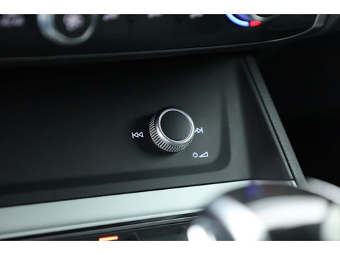 Audi Q3 Sportback 35 TFSI S Line | Pano | Bang & Olufsen | Standkachel | Camera | Adapt. Cruise | Elek. Trekhaak | Stoelverw. | Dodehoekdet. |