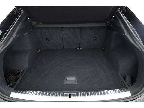 Audi Q3 Sportback 35 TFSI S Line | Pano | Bang & Olufsen | Standkachel | Camera | Adapt. Cruise | Elek. Trekhaak | Stoelverw. | Dodehoekdet. |