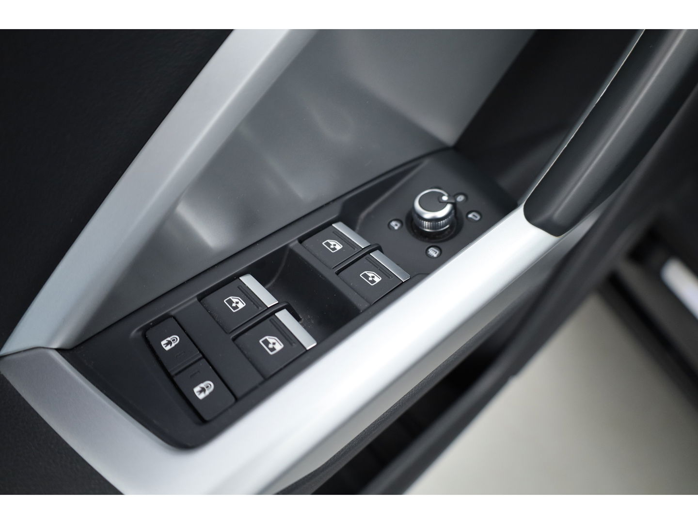 Audi Q3 Sportback 35 TFSI S Line | Pano | Bang & Olufsen | Standkachel | Camera | Adapt. Cruise | Elek. Trekhaak | Stoelverw. | Dodehoekdet. |