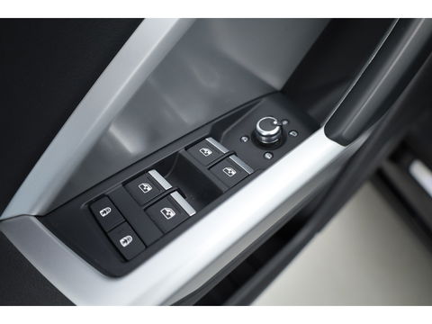 Audi Q3 Sportback 35 TFSI S Line | Pano | Bang & Olufsen | Standkachel | Camera | Adapt. Cruise | Elek. Trekhaak | Stoelverw. | Dodehoekdet. |