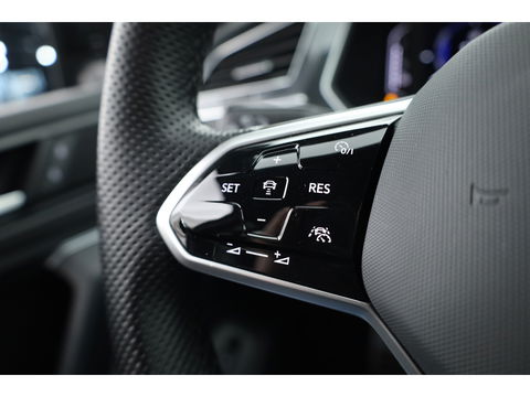 Volkswagen Tiguan 1.4 TSI eHybrid R-Line Black style | Pano | 360cam | Elek. Trekhaak | 19'' | Stoel- Stuurverw. | Adapt. Cruise |