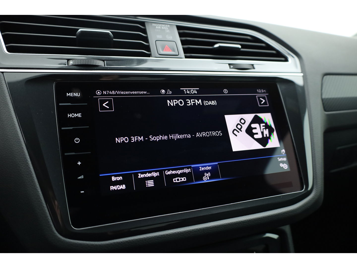 Volkswagen Tiguan 1.4 TSI eHybrid R-Line Black style | Pano | 360cam | Elek. Trekhaak | 19'' | Stoel- Stuurverw. | Adapt. Cruise |