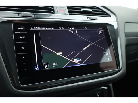 Volkswagen Tiguan 1.4 TSI eHybrid R-Line Black style | Pano | 360cam | Elek. Trekhaak | 19'' | Stoel- Stuurverw. | Adapt. Cruise |