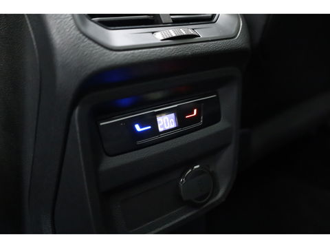 Volkswagen Tiguan 1.4 TSI eHybrid R-Line Black style | Pano | 360cam | Elek. Trekhaak | 19'' | Stoel- Stuurverw. | Adapt. Cruise |